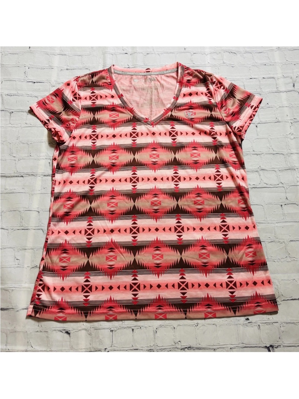 ARIAT Tek Women’s SS Laguna Top V-Neck Southwest Aztec Rodeo Size Large